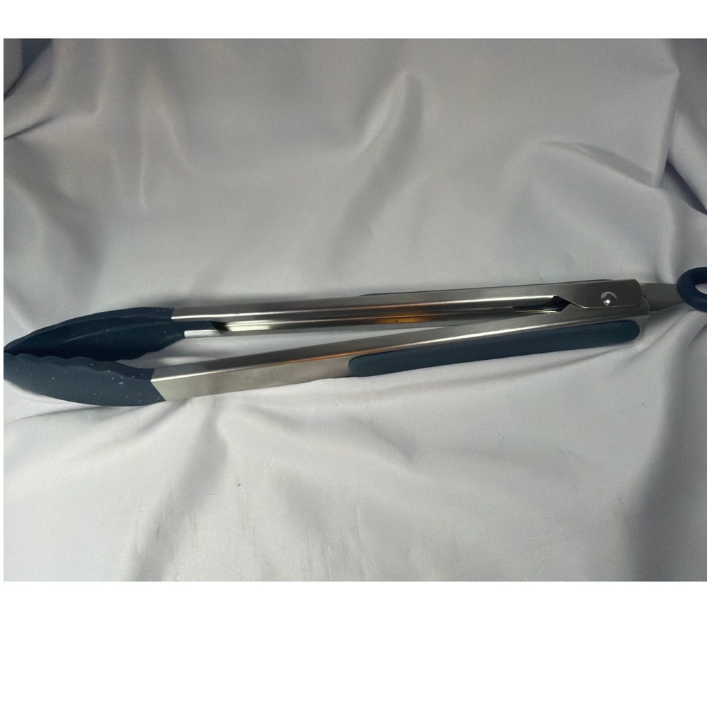 Thyme & Table Locking KitchenTongs 12" Navy Blue SiliconeStainless Steel Speckle